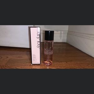 Oil-Free Makeup Remover